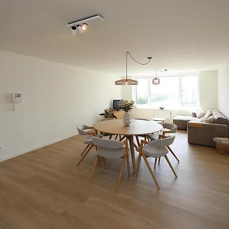 Lovely In With Wifi Apartmán